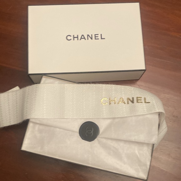 CHANEL Gift set💝 - Picture 2 of 14